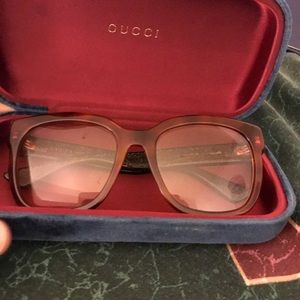 Gucci eye glasses